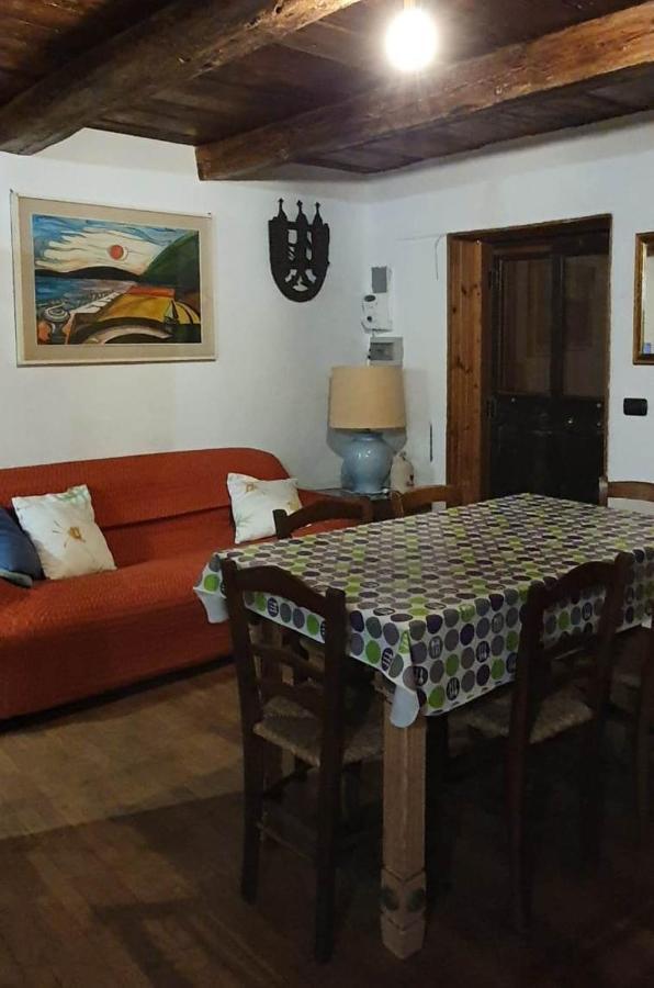 הוילה Perosa Argentina Vivimontagna Mathilda מראה חיצוני תמונה